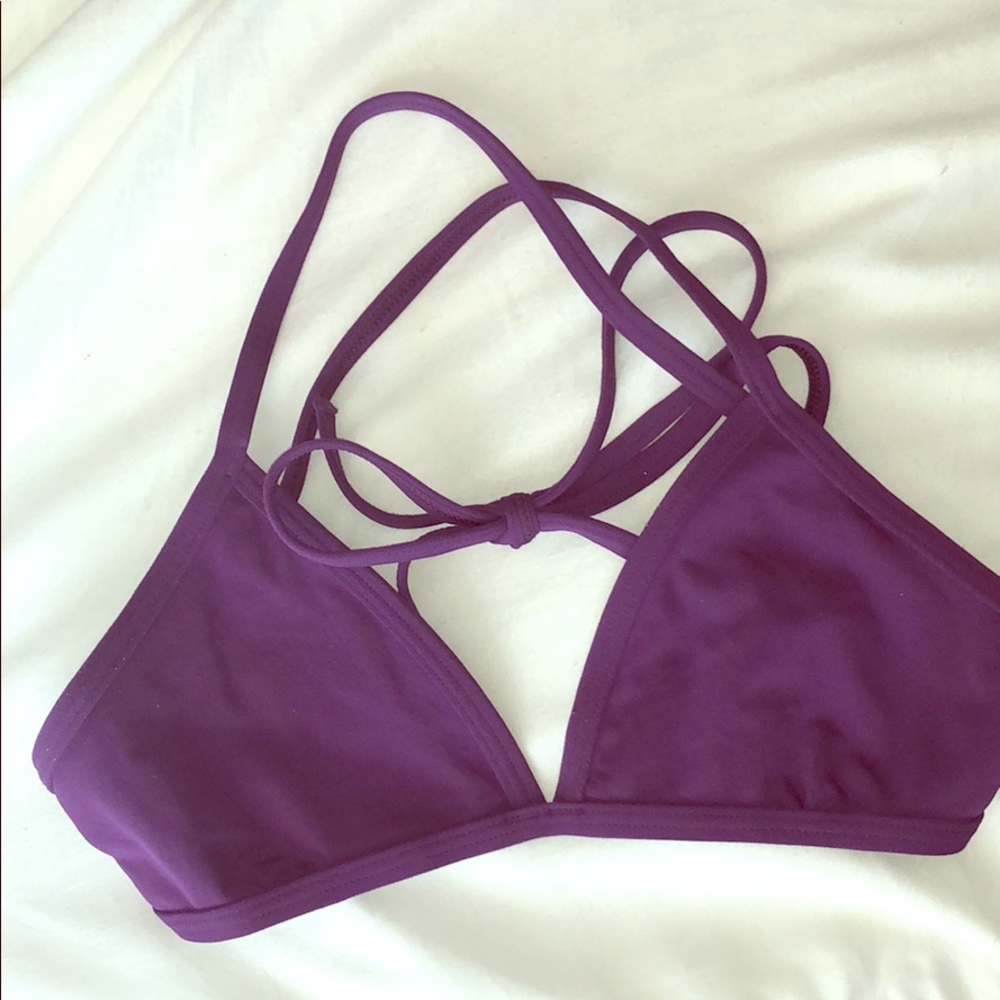 Jolyn triangle top size M